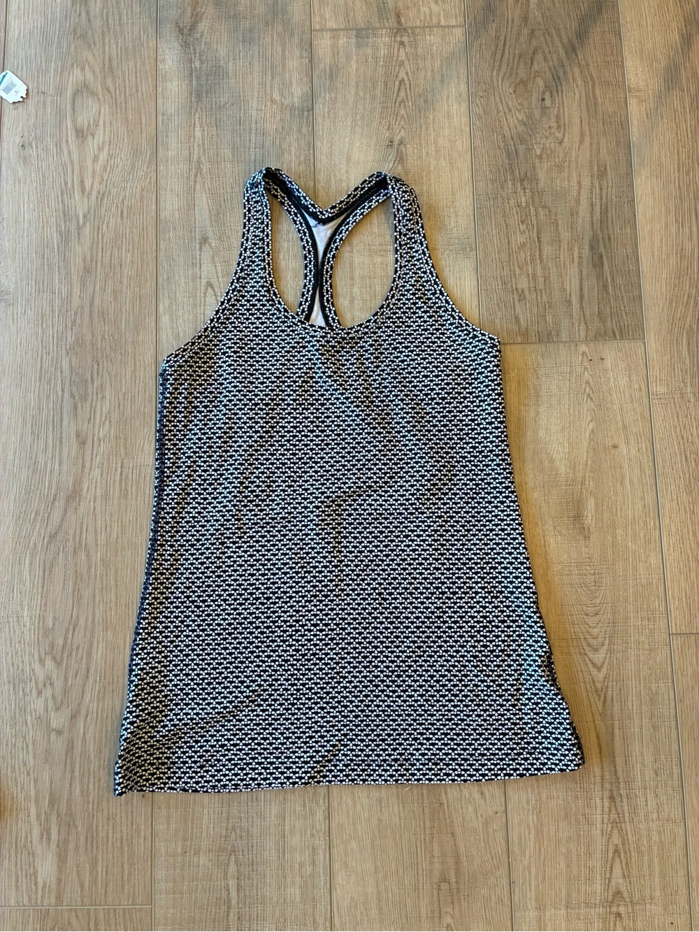 Lululemon Women's Black and White design Racerback Tank Top long length Large